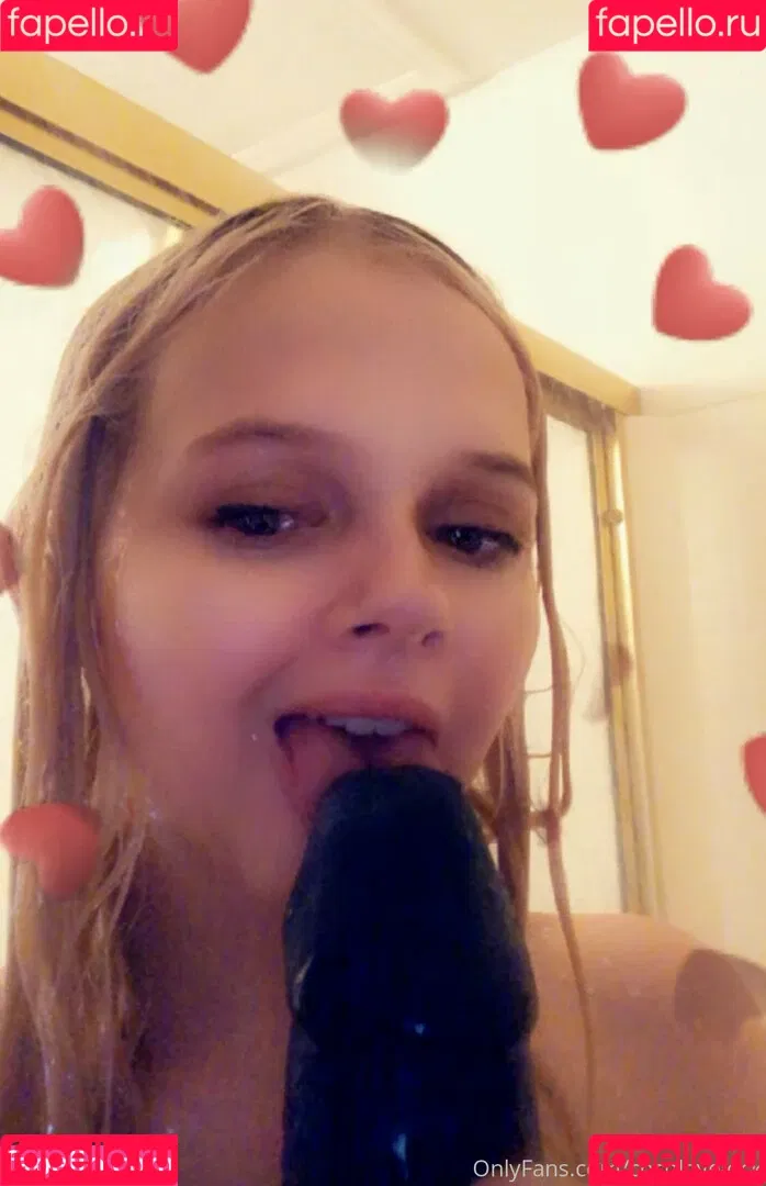 CoCo Lovelock Onlyfans Photo Gallery 