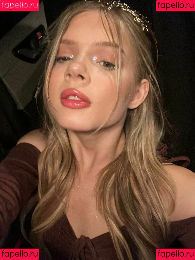 CoCo Lovelock Onlyfans Photo Gallery 