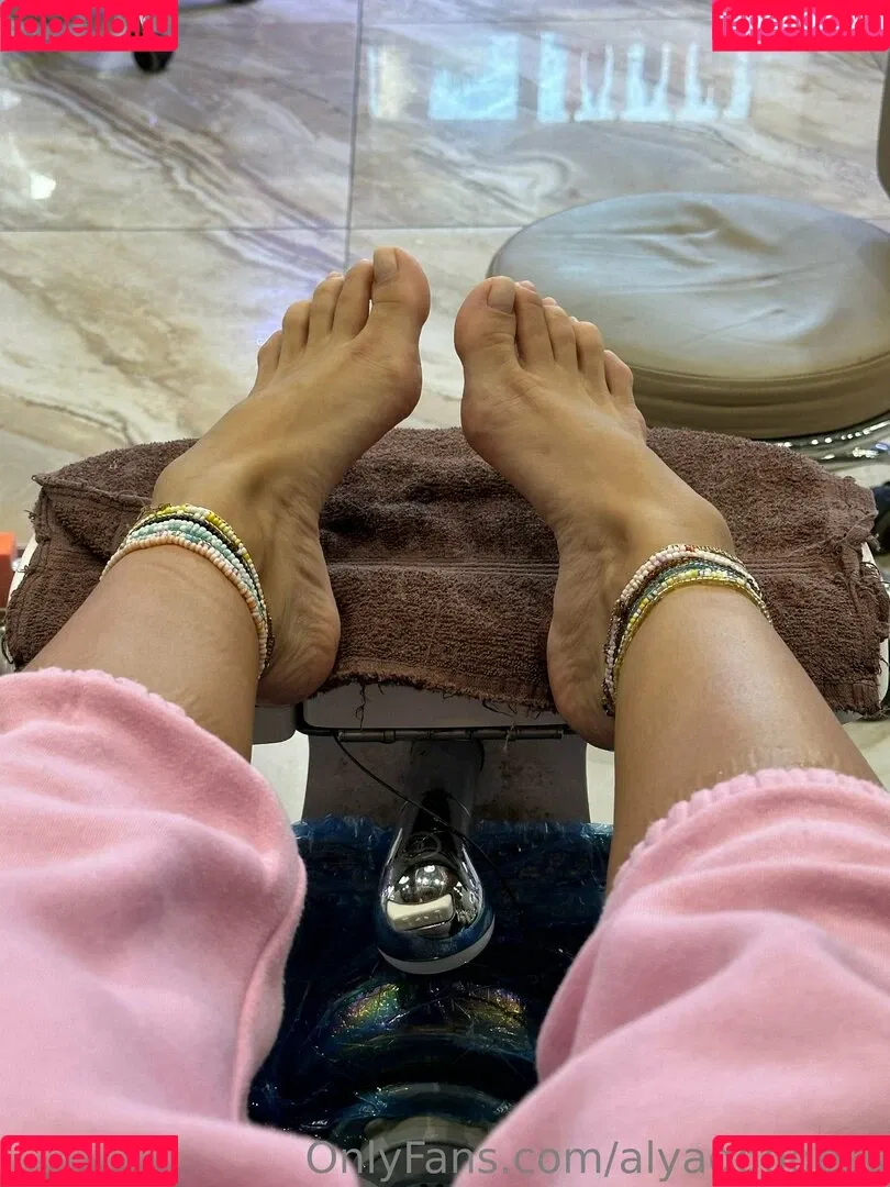 alyagoddess Onlyfans Photo Gallery 