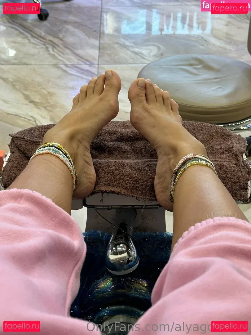 alyagoddess Onlyfans Photo Gallery 