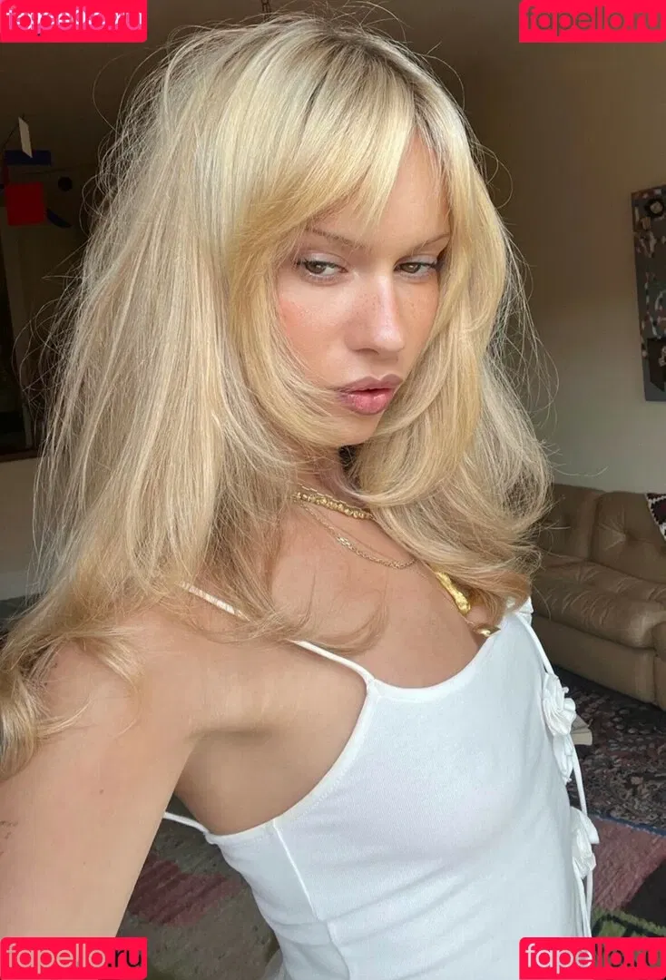 Lindsay Vrckovnik Linmick Onlyfans Photo Gallery 