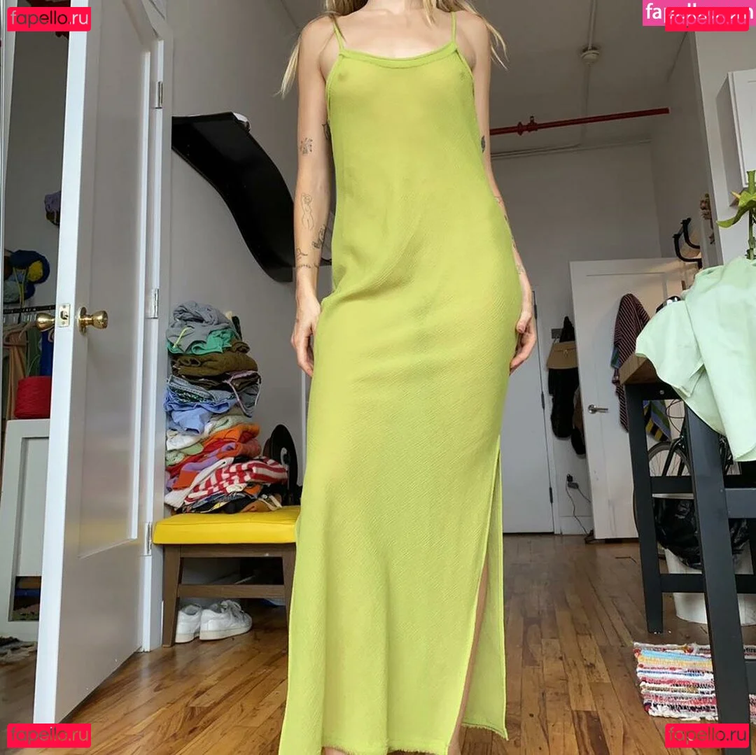 Lindsay Vrckovnik Linmick Onlyfans Photo Gallery 