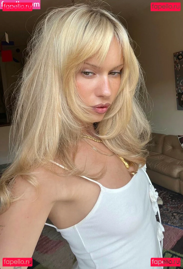 Lindsay Vrckovnik Linmick Onlyfans Photo Gallery 