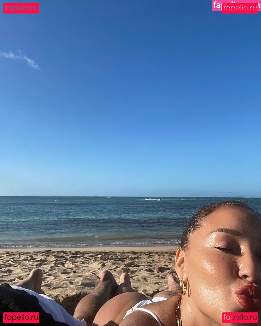 Adrienne Bailon Onlyfans Photo Gallery 