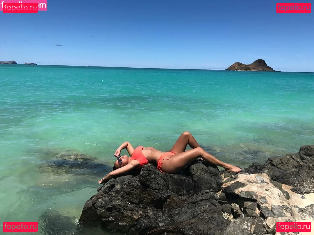 Adrienne Bailon Onlyfans Photo Gallery 