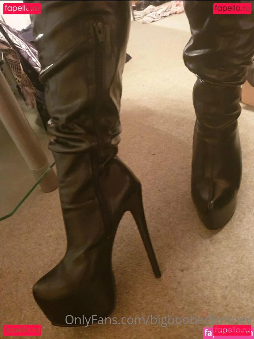 bigboobedbritneyfree Onlyfans Photo Gallery 