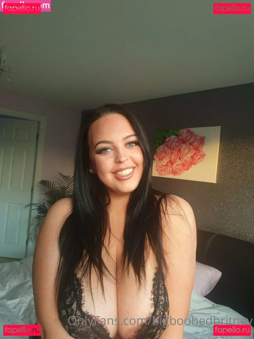 bigboobedbritneyfree Onlyfans Photo Gallery 