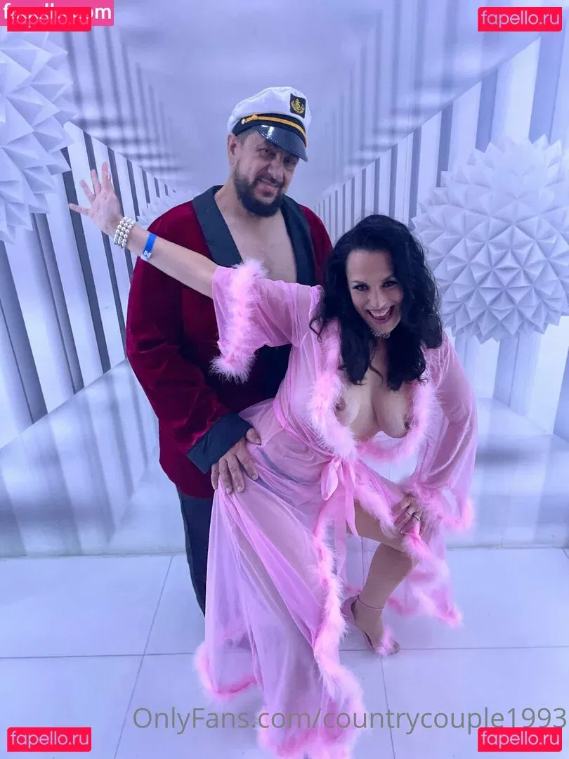 countrycouple1993 Onlyfans Photo Gallery 