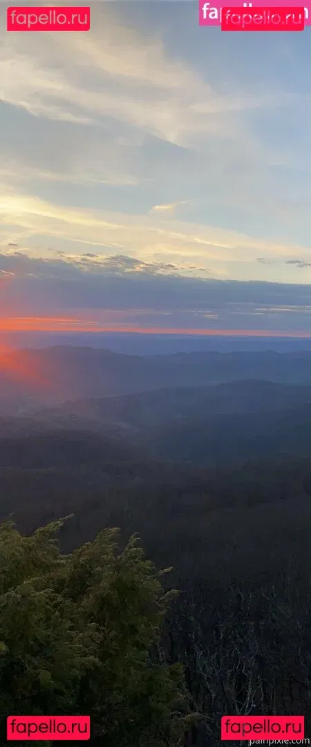 juliettemarch Onlyfans Photo Gallery 