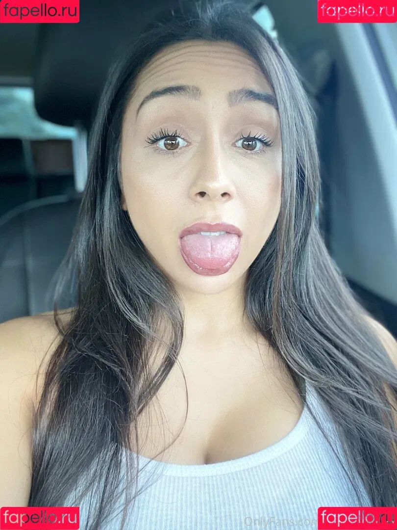 reallillyhallxx Onlyfans Photo Gallery 