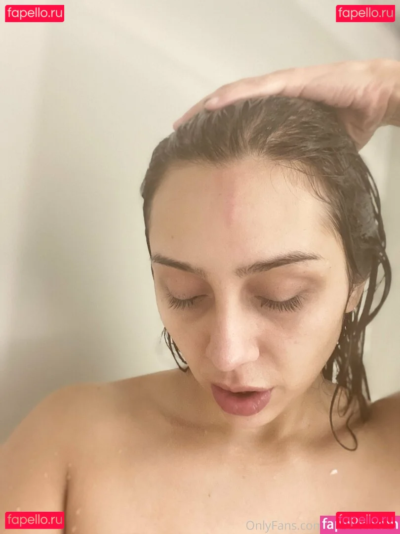 reallillyhallxx Onlyfans Photo Gallery 