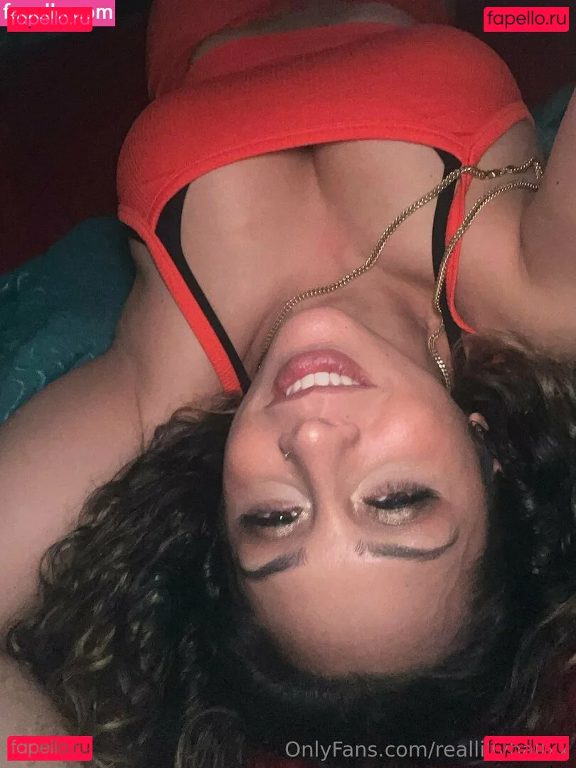 reallillyhallxx Onlyfans Photo Gallery 