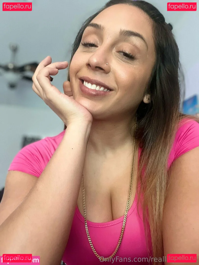 reallillyhallxx Onlyfans Photo Gallery 