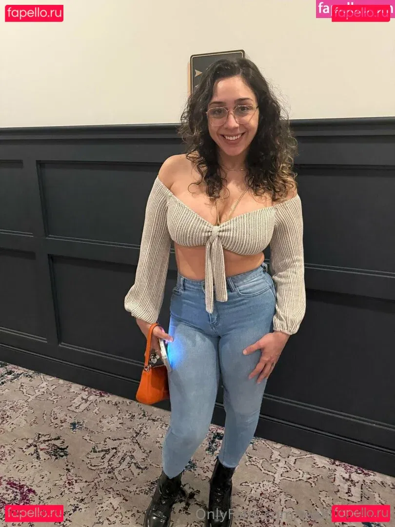 reallillyhallxx Onlyfans Photo Gallery 