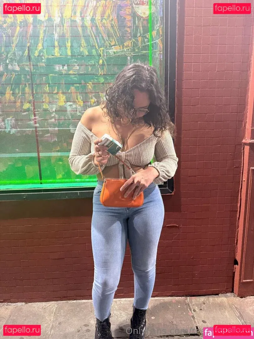 reallillyhallxx Onlyfans Photo Gallery 