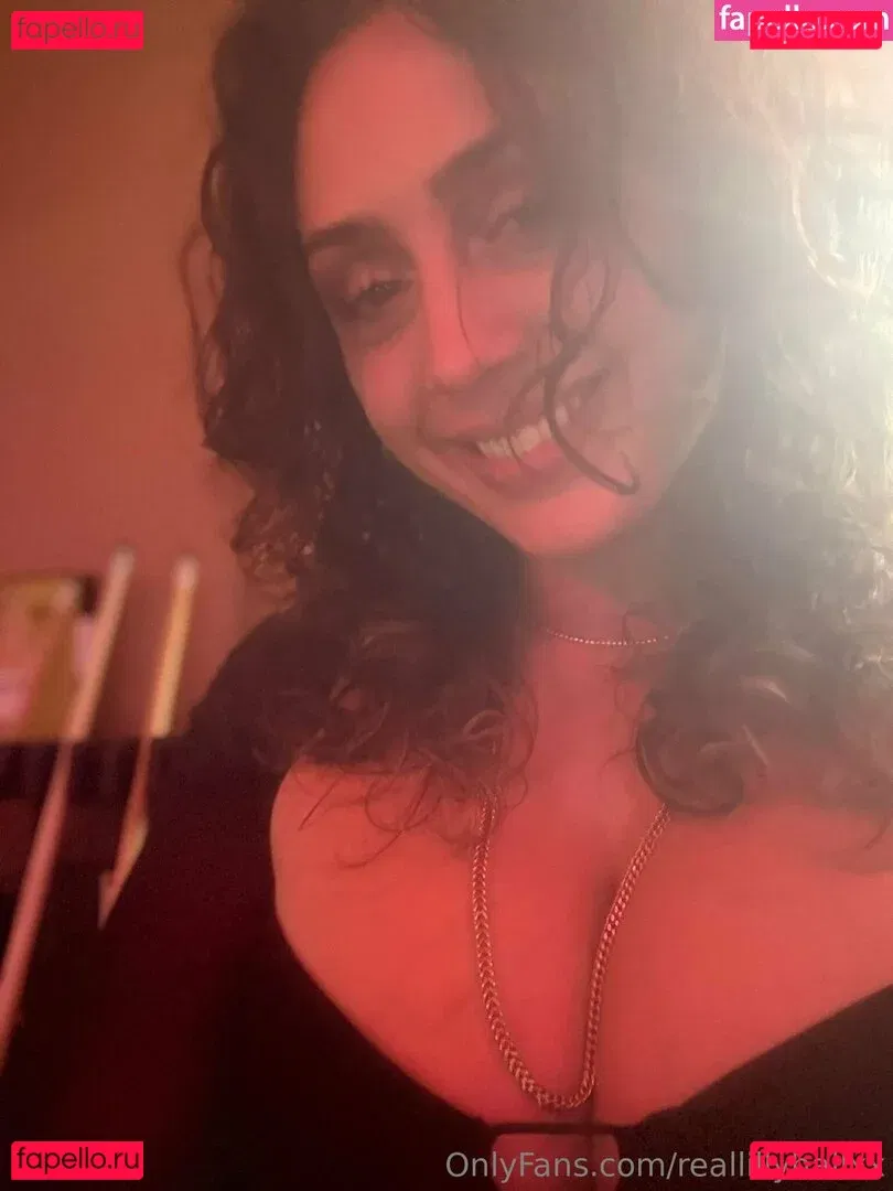 reallillyhallxx Onlyfans Photo Gallery 