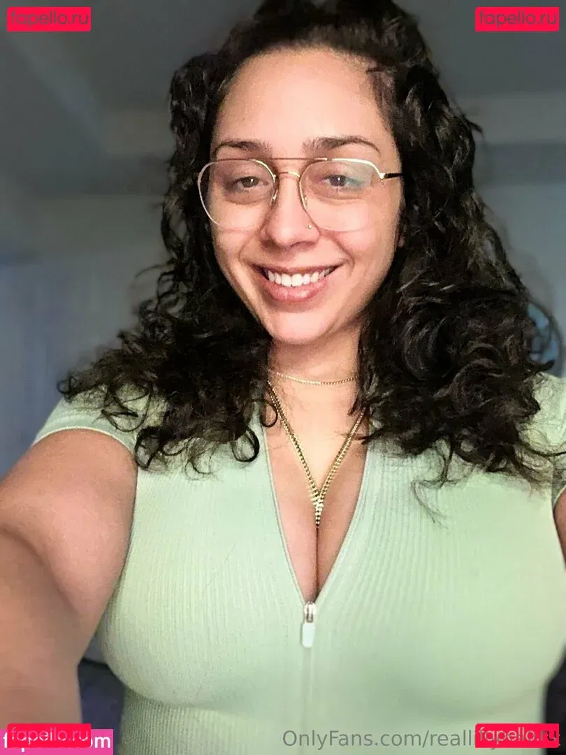 reallillyhallxx Onlyfans Photo Gallery 