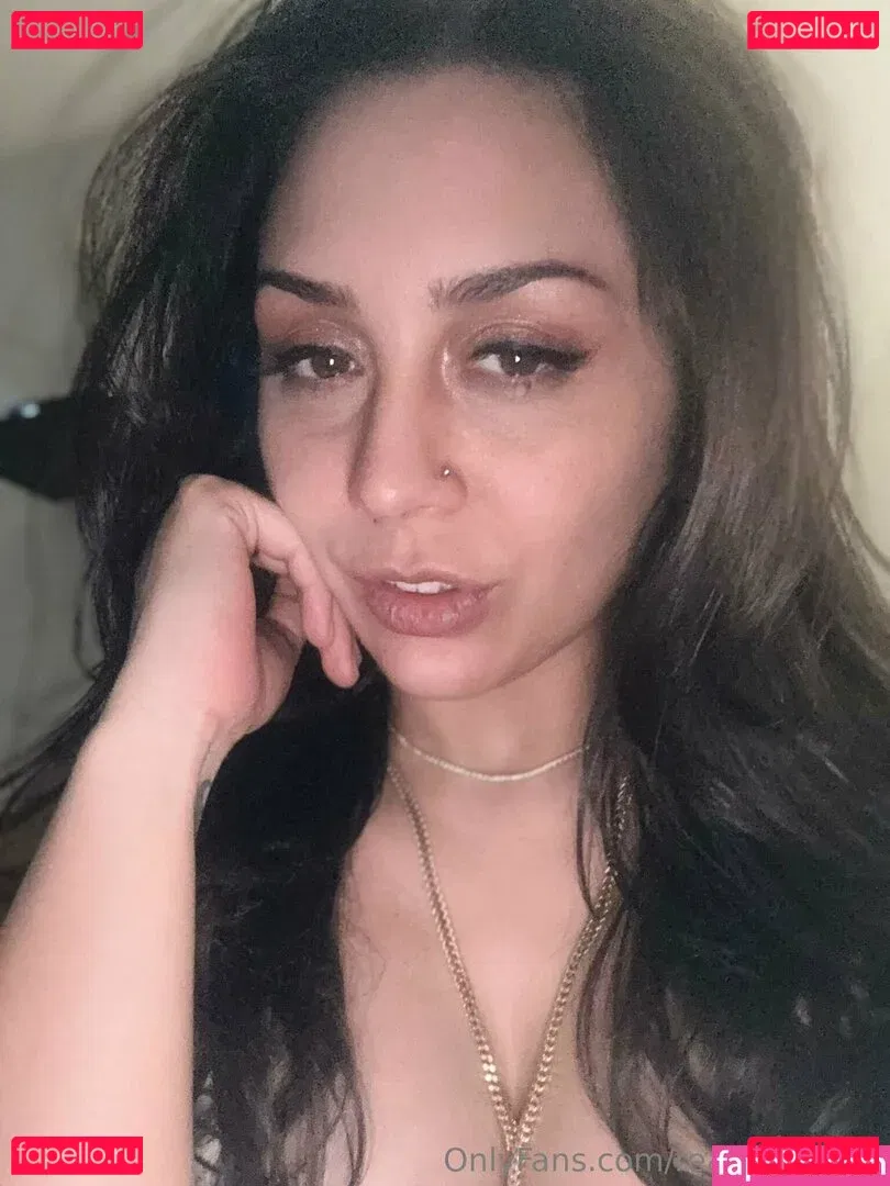 reallillyhallxx Onlyfans Photo Gallery 