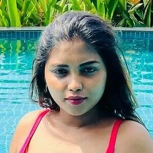Elakkiya Rajendran Onlyfans Photo Gallery 