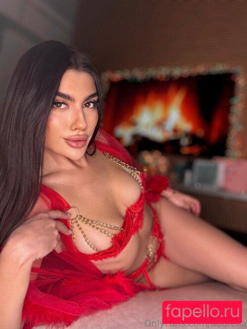 Karelia Diamond Nude Onlyfans Photo 5