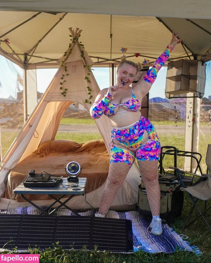 Niki Peacock Onlyfans Photo Gallery 