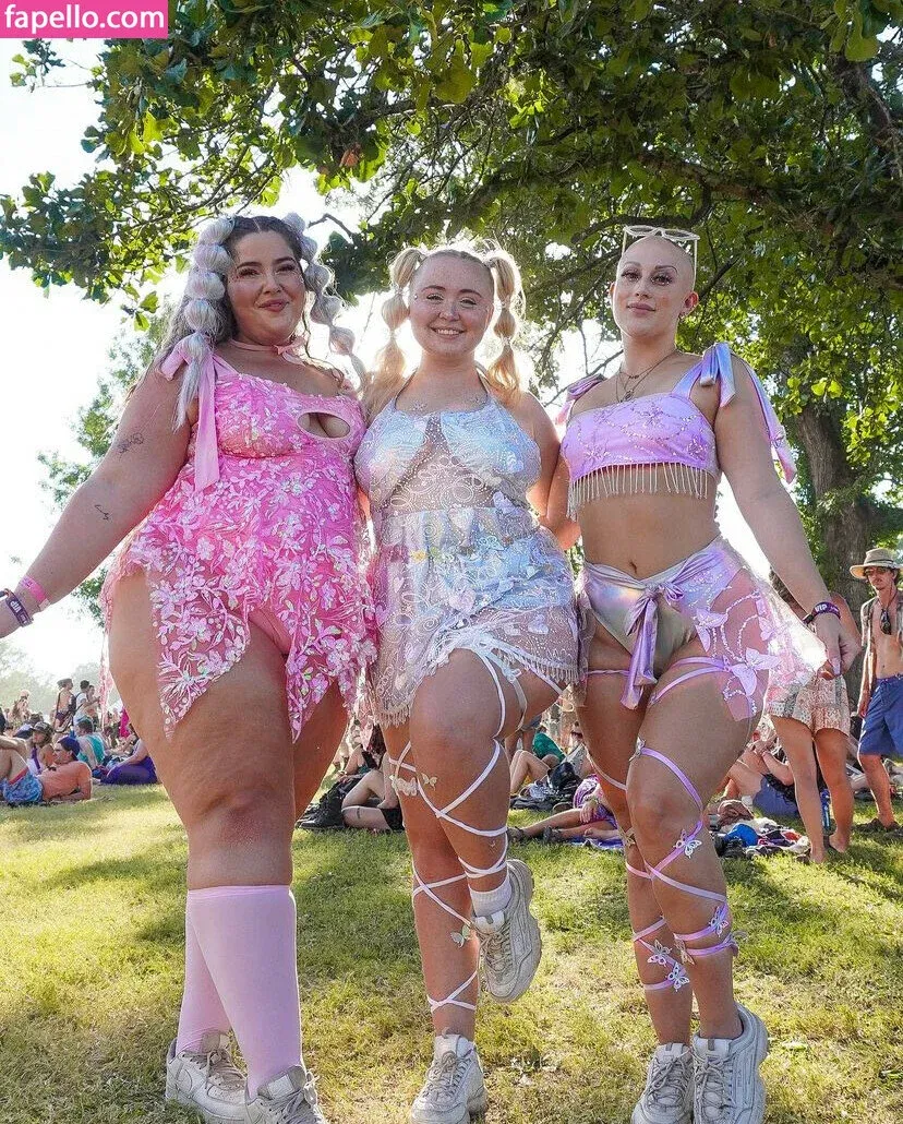 Niki Peacock Onlyfans Photo Gallery 