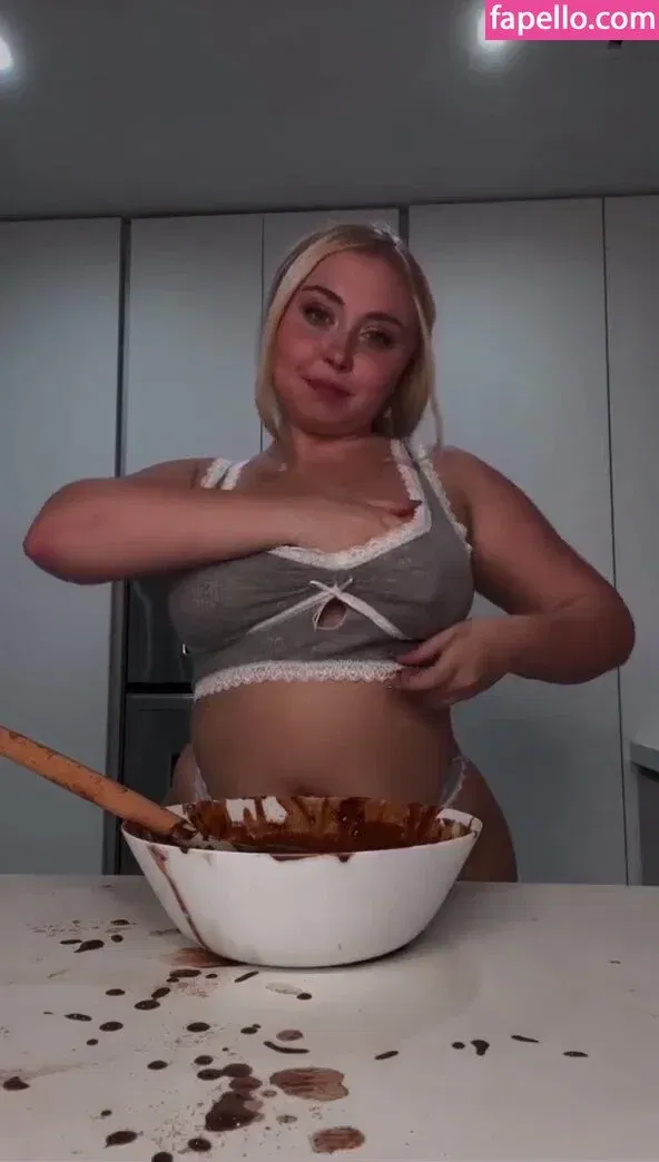 Niki Peacock Onlyfans Photo Gallery 