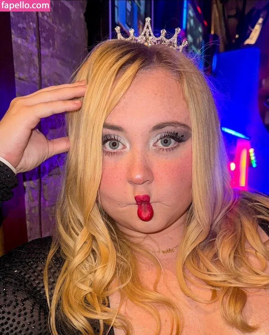 Niki Peacock Onlyfans Photo Gallery 