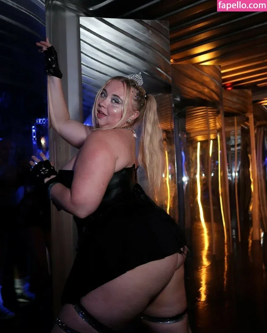 Niki Peacock Onlyfans Photo Gallery 