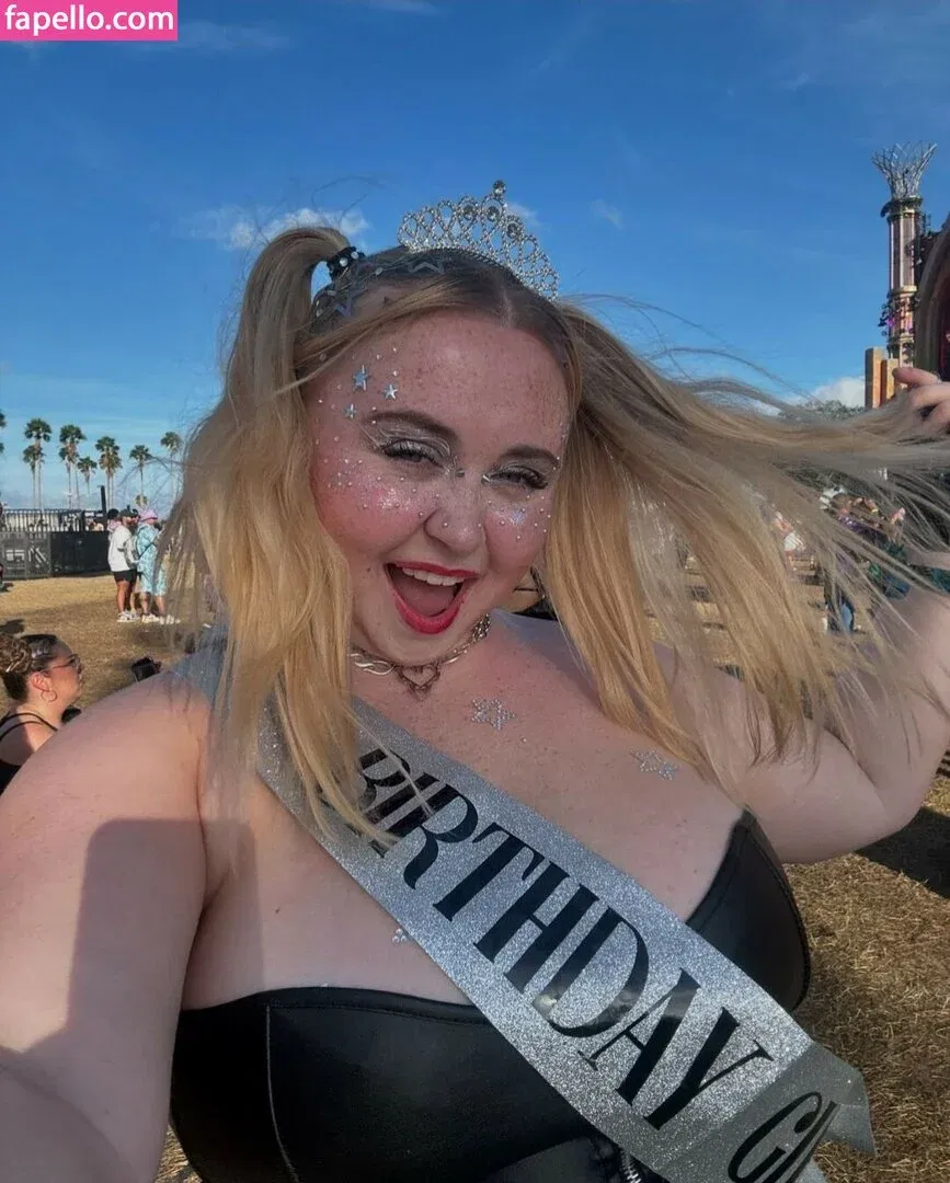 Niki Peacock Onlyfans Photo Gallery 