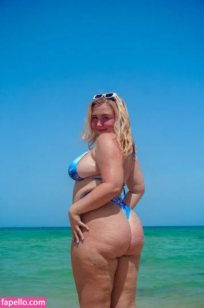 Niki Peacock Onlyfans Photo Gallery 