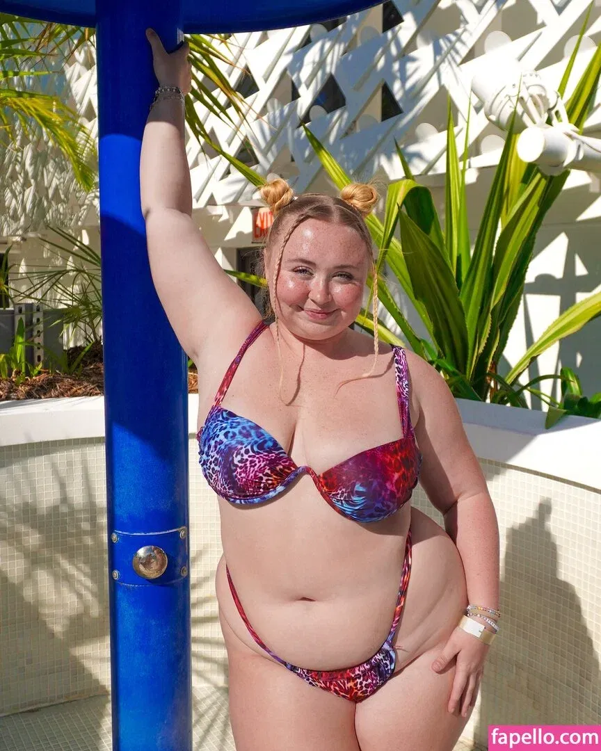 Niki Peacock Onlyfans Photo Gallery 