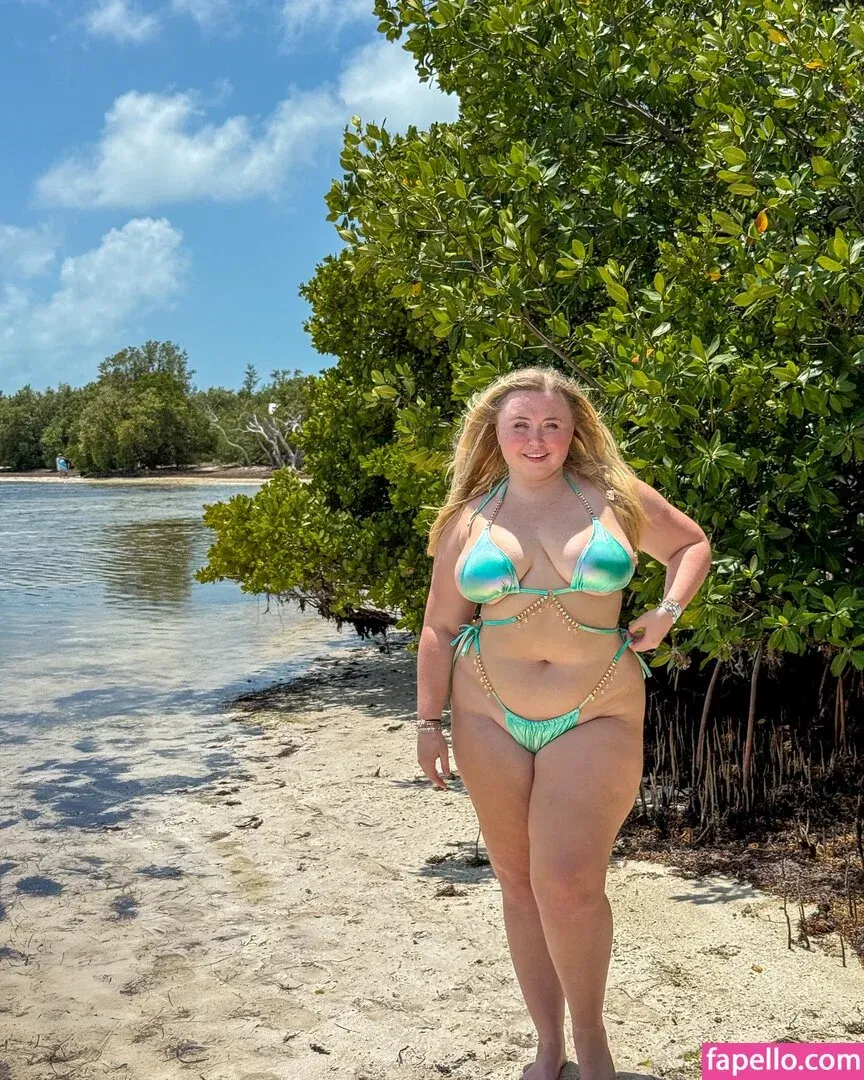 Niki Peacock Onlyfans Photo Gallery 