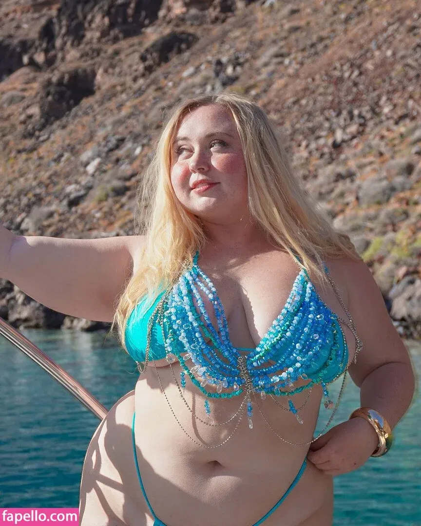 Niki Peacock Onlyfans Photo Gallery 