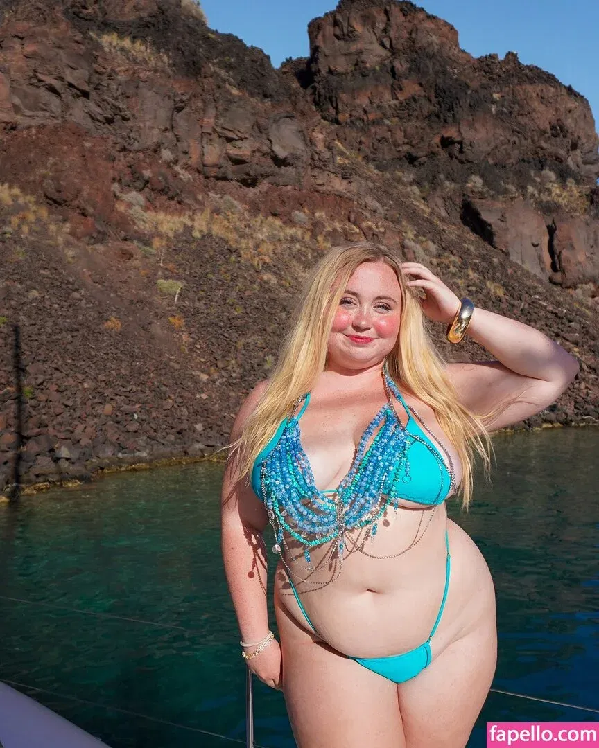 Niki Peacock Onlyfans Photo Gallery 