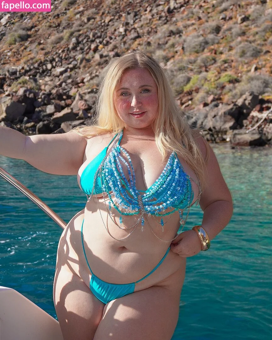 Niki Peacock Onlyfans Photo Gallery 