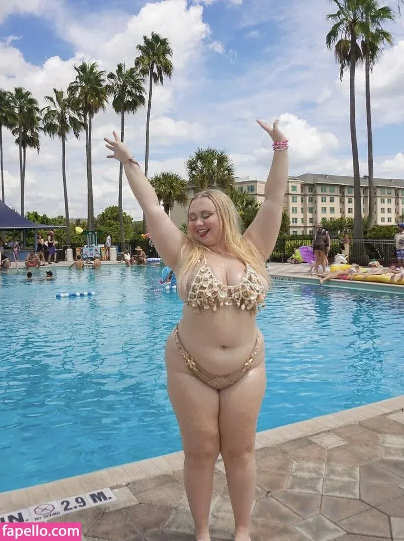 Niki Peacock Onlyfans Photo Gallery 