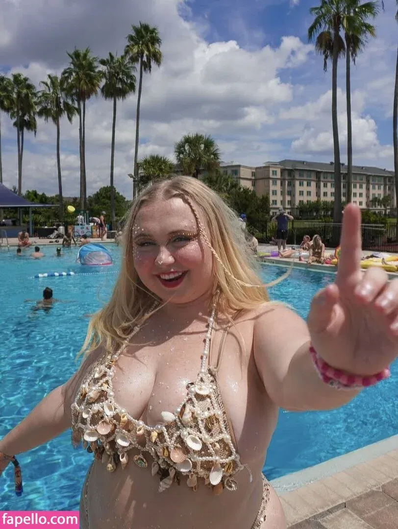 Niki Peacock Onlyfans Photo Gallery 