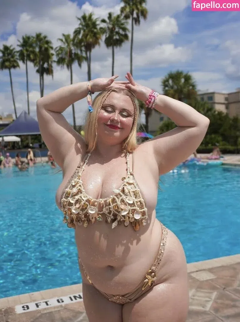 Niki Peacock Onlyfans Photo Gallery 