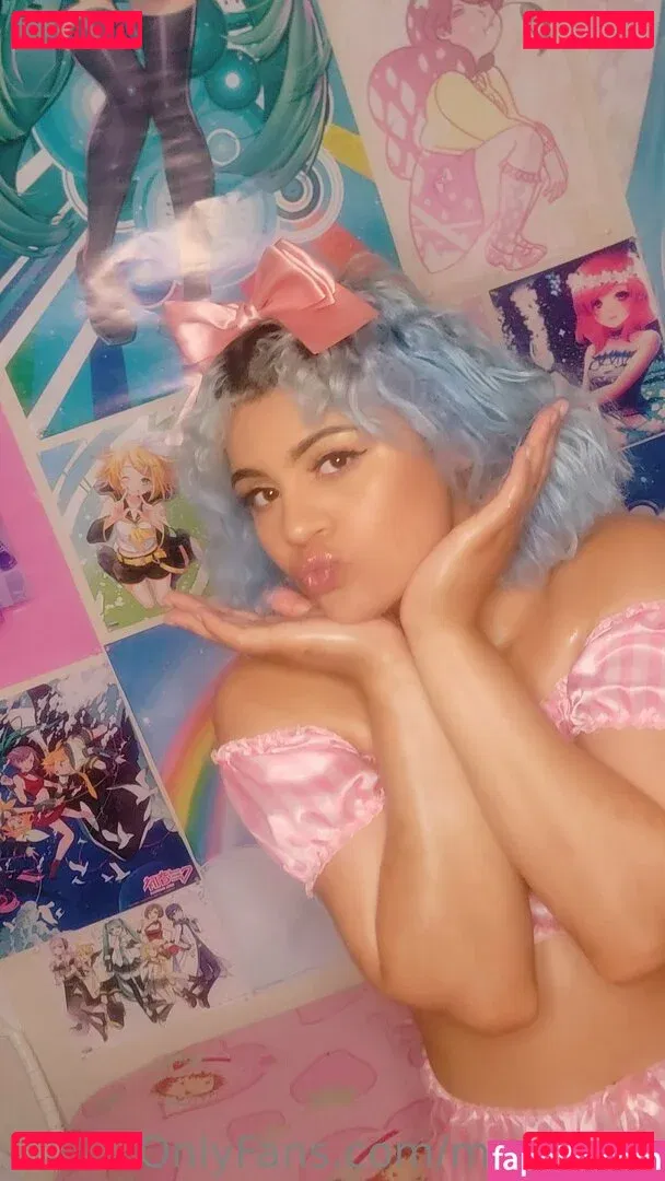 moregelly Onlyfans Photo Gallery 