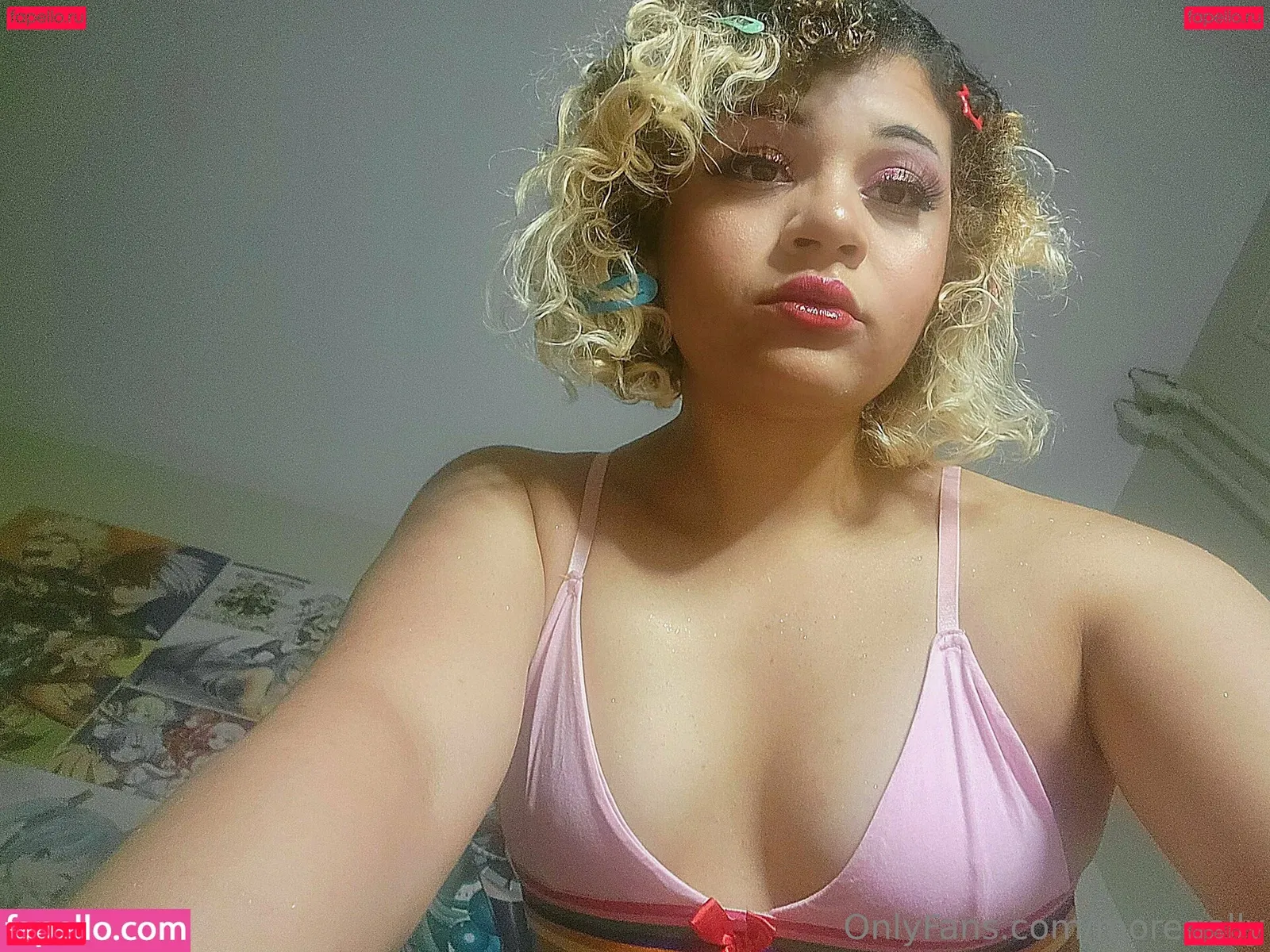 moregelly Onlyfans Photo Gallery 