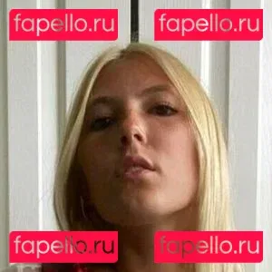 marijuanaaaababyy Onlyfans Photo Gallery 