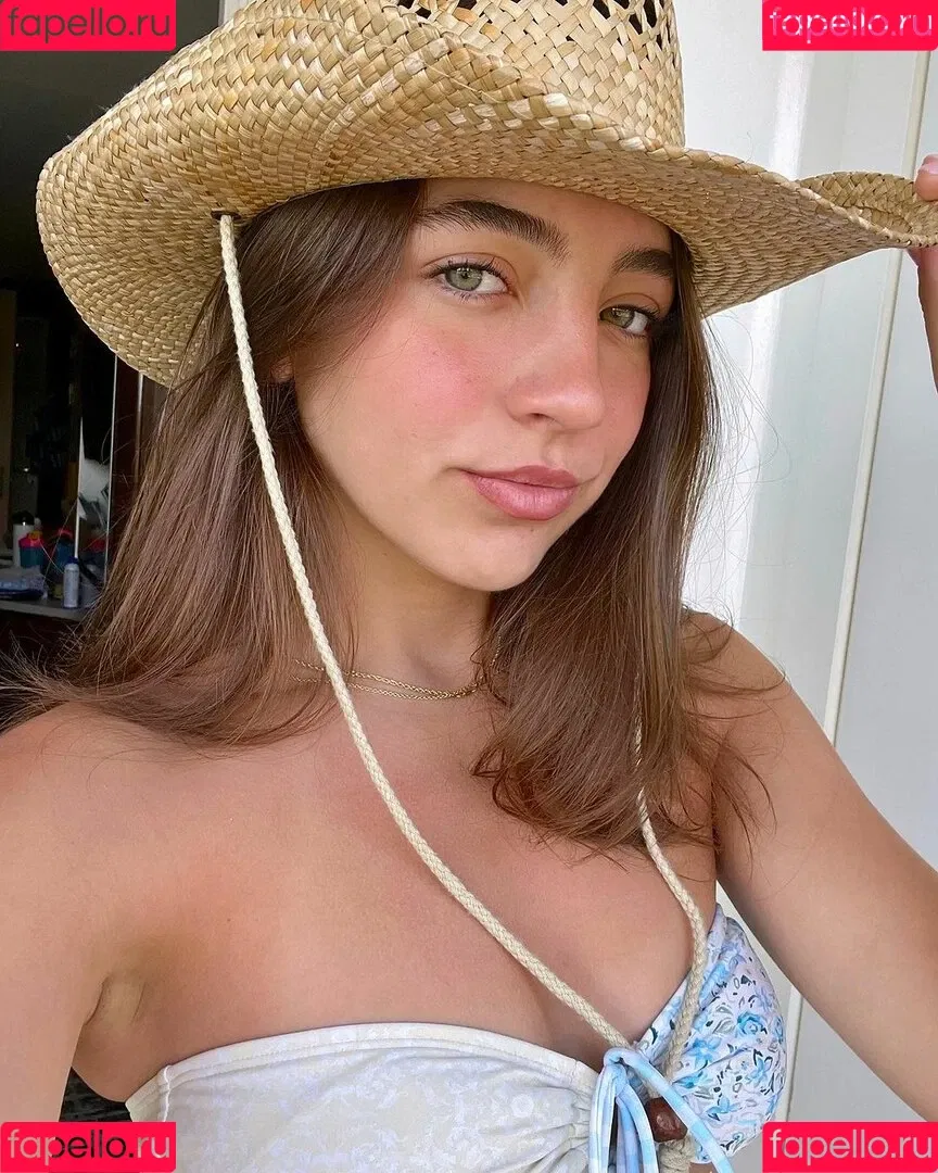 Ellie Dobleske Onlyfans Photo Gallery 