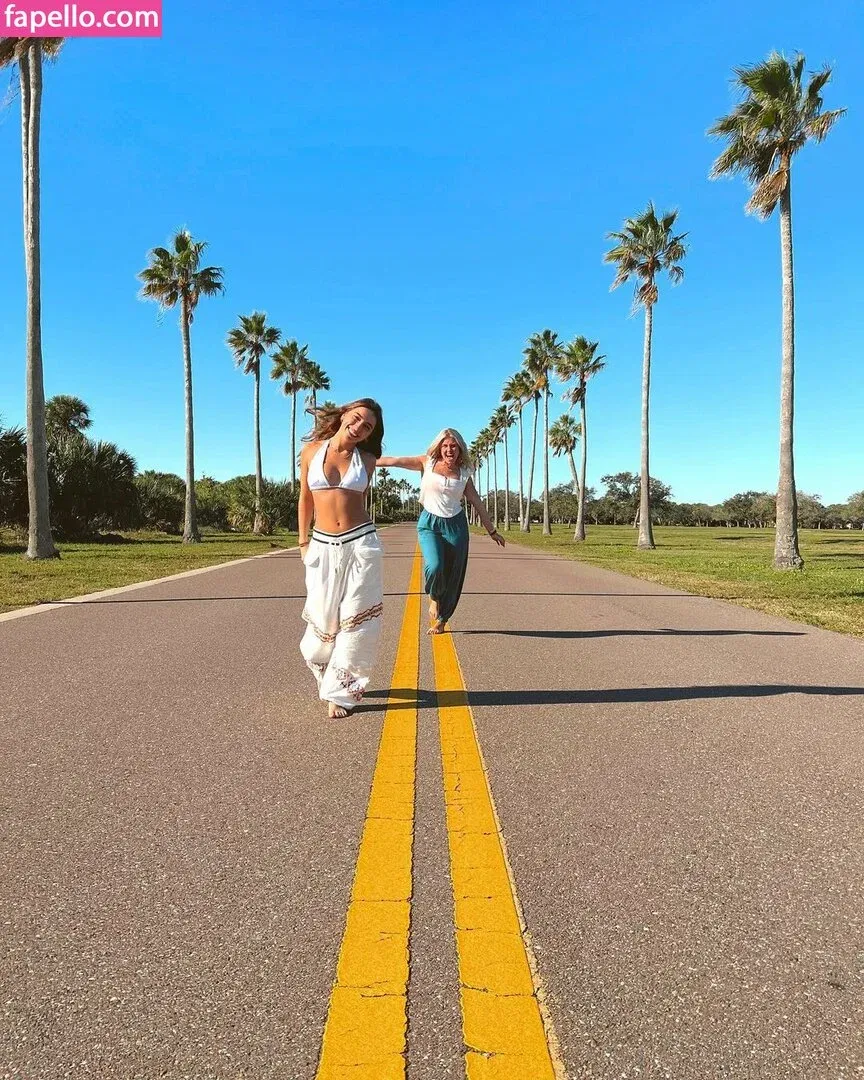 Ellie Dobleske Onlyfans Photo Gallery 