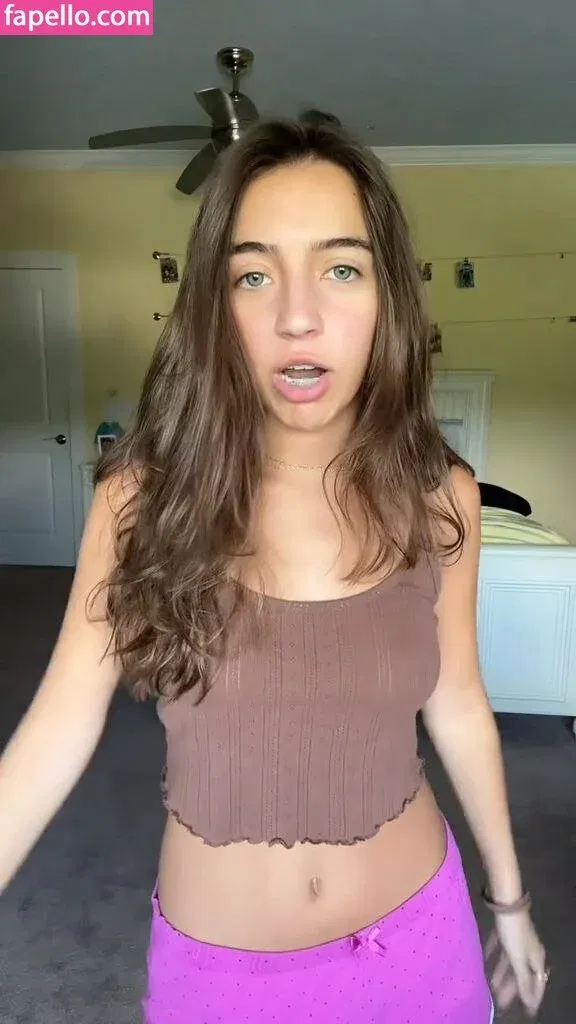 Ellie Dobleske Onlyfans Photo Gallery 