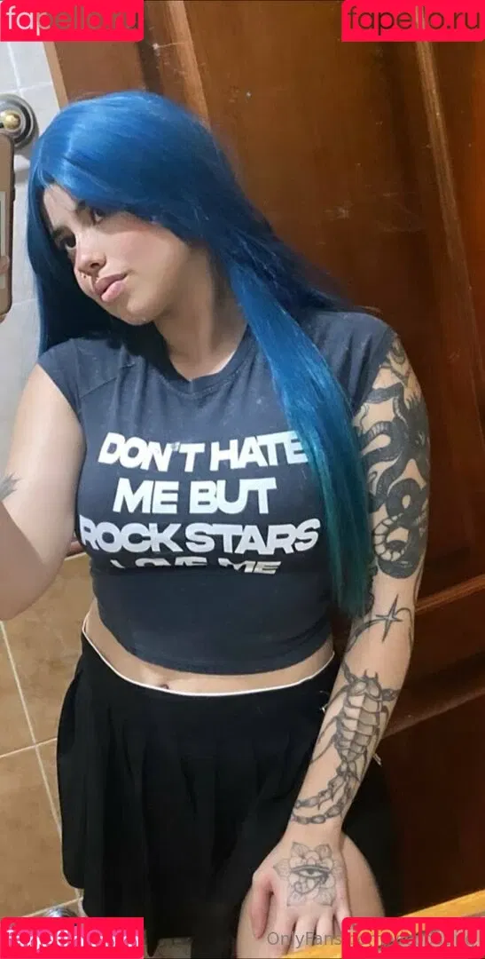 vicposting Onlyfans Photo Gallery 