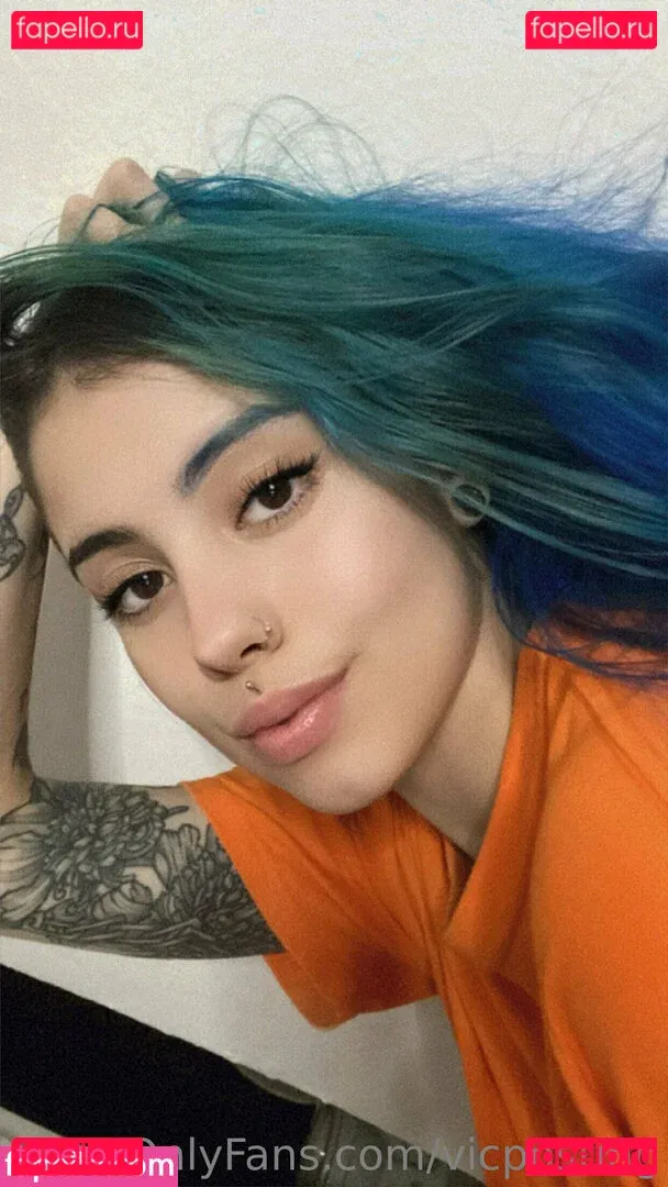 vicposting Onlyfans Photo Gallery 