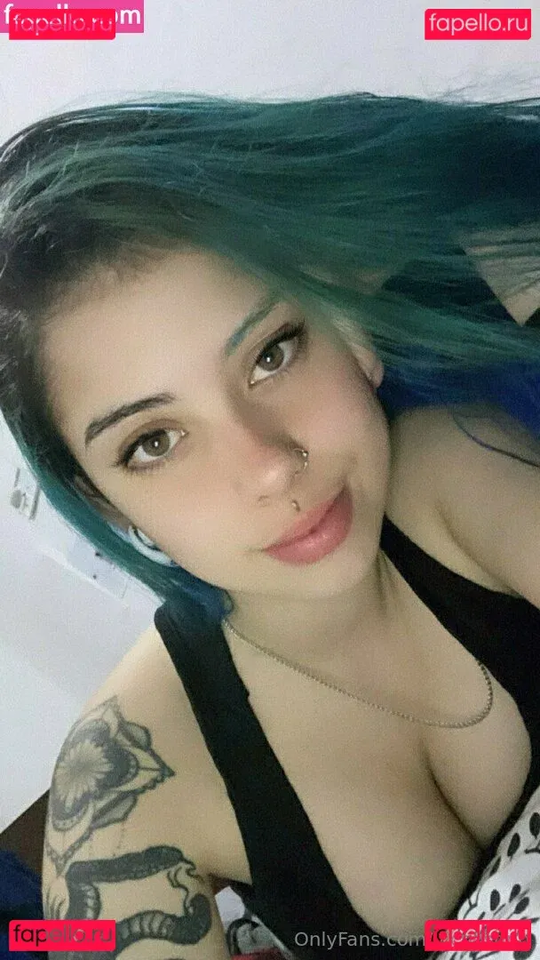 vicposting Onlyfans Photo Gallery 