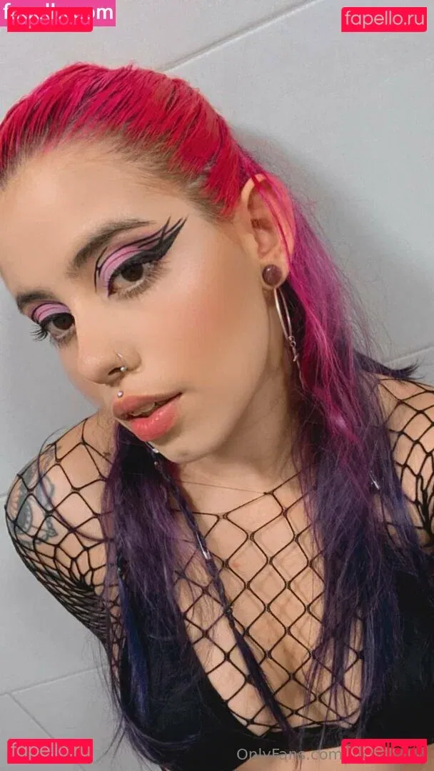 vicposting Onlyfans Photo Gallery 