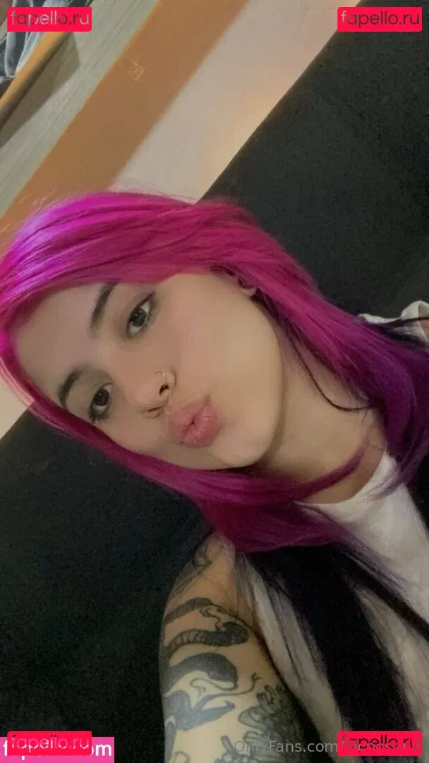 vicposting Onlyfans Photo Gallery 